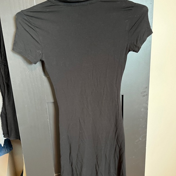 I AM GIA pearl necklace body con dress - Picture 4 of 10